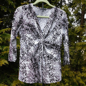 Chaus black and white Ruched V-Neck Top